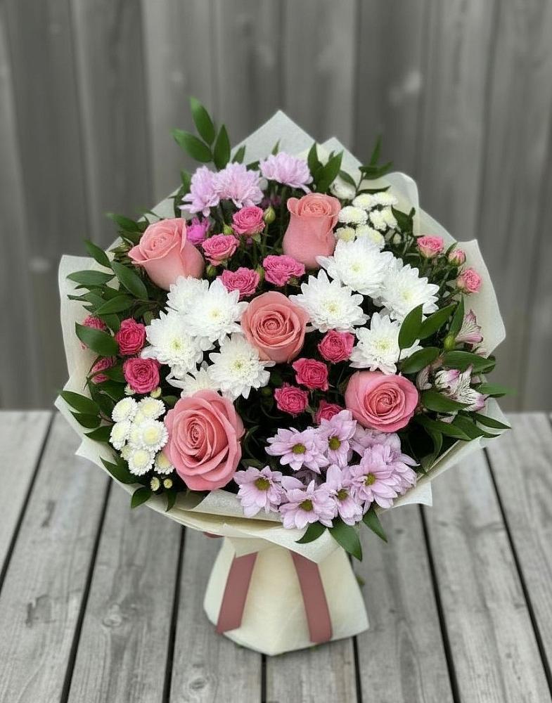 Букет цветов из: Альстромерии, Гвоздики, Розы и Хризантемы в Ладушкине
