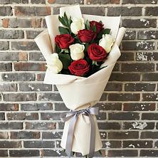 Букет цветов из:  Розы в Ладушкине