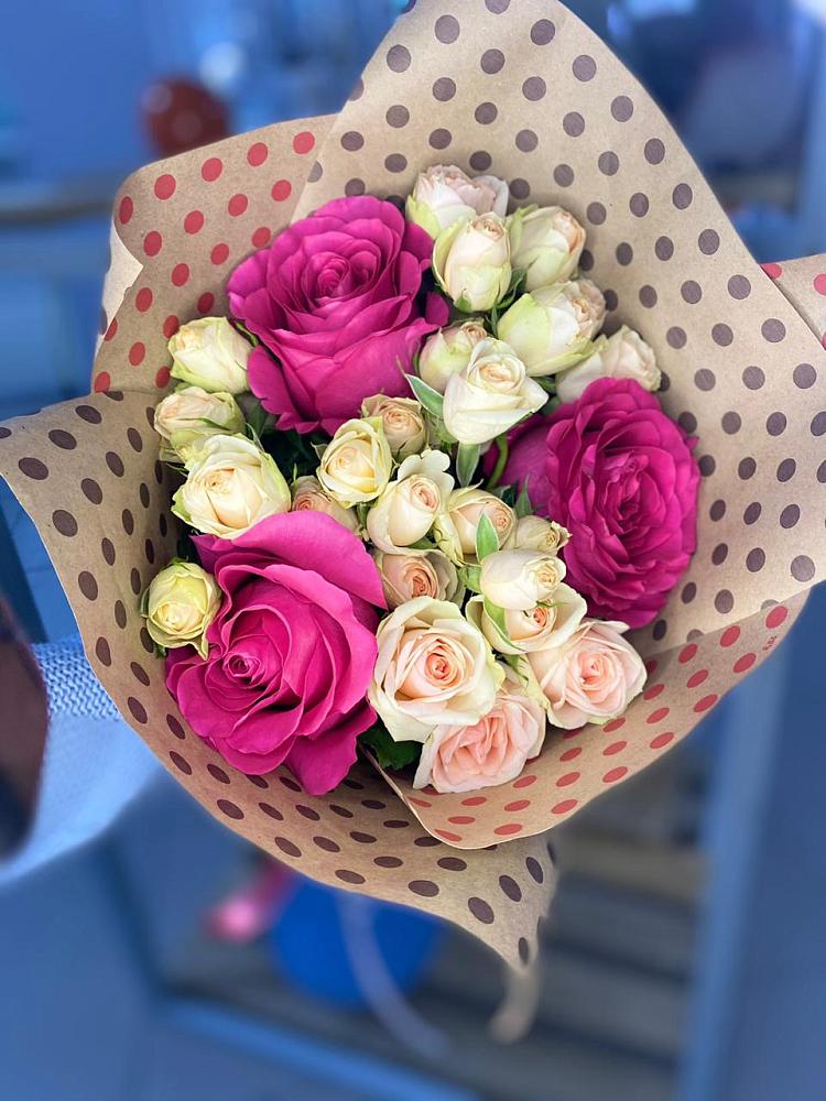 Букет цветов из: Розы в Ладушкине