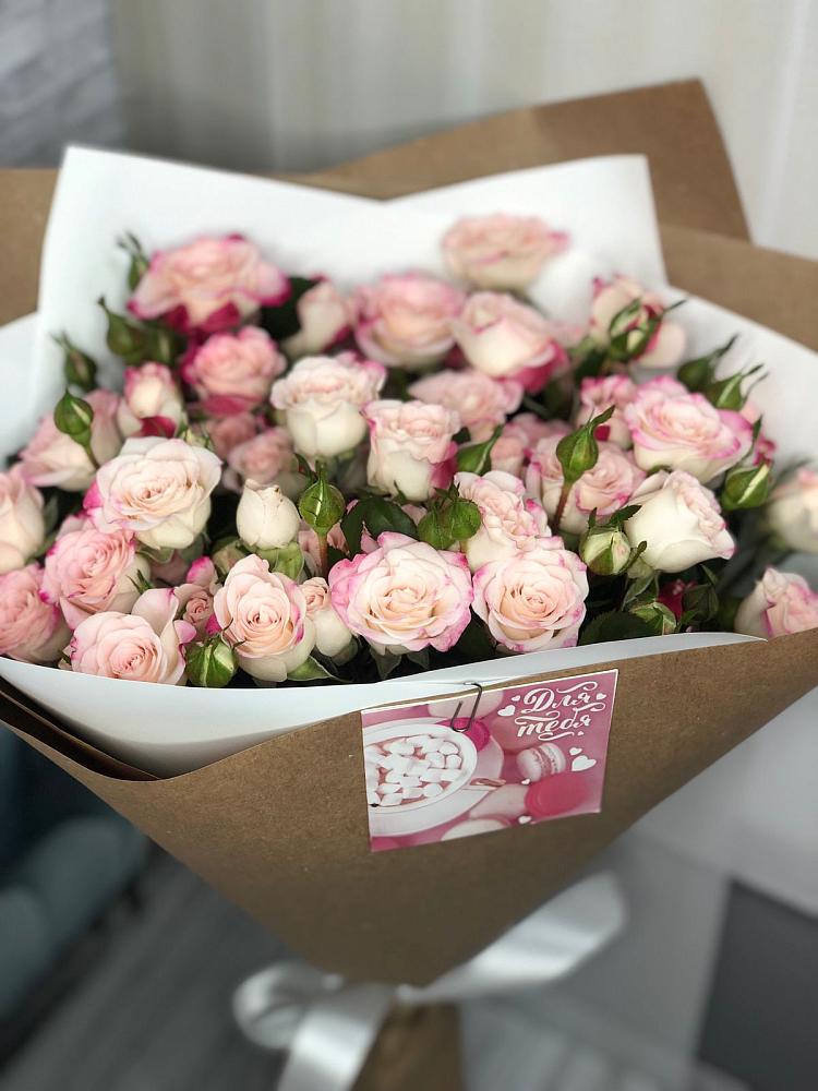 Букет цветов из: Розы в Ладушкине