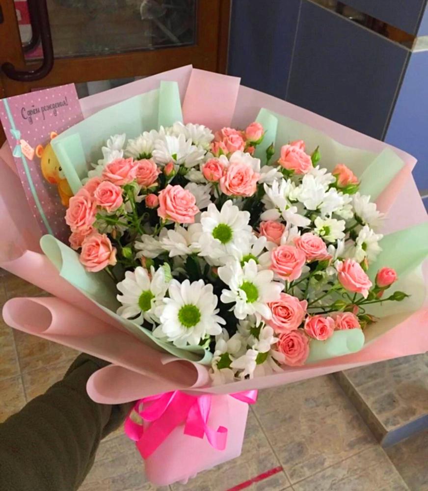 Букет цветов из: Розы и Хризантемы в Ладушкине