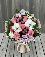 Букет цветов из:  Альстромерии, Гвоздики, Розы и Хризантемы в Ладушкине