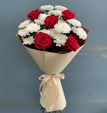 Букет цветов из:  Розы и Хризантемы в Ладушкине