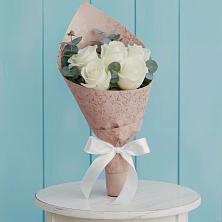 Букет цветов из:  Розы в Ладушкине