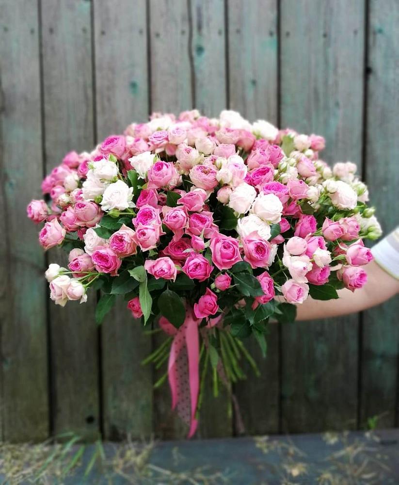 Букет Розовые кустовые розы Натали и Лав Лидия в Ладушкине