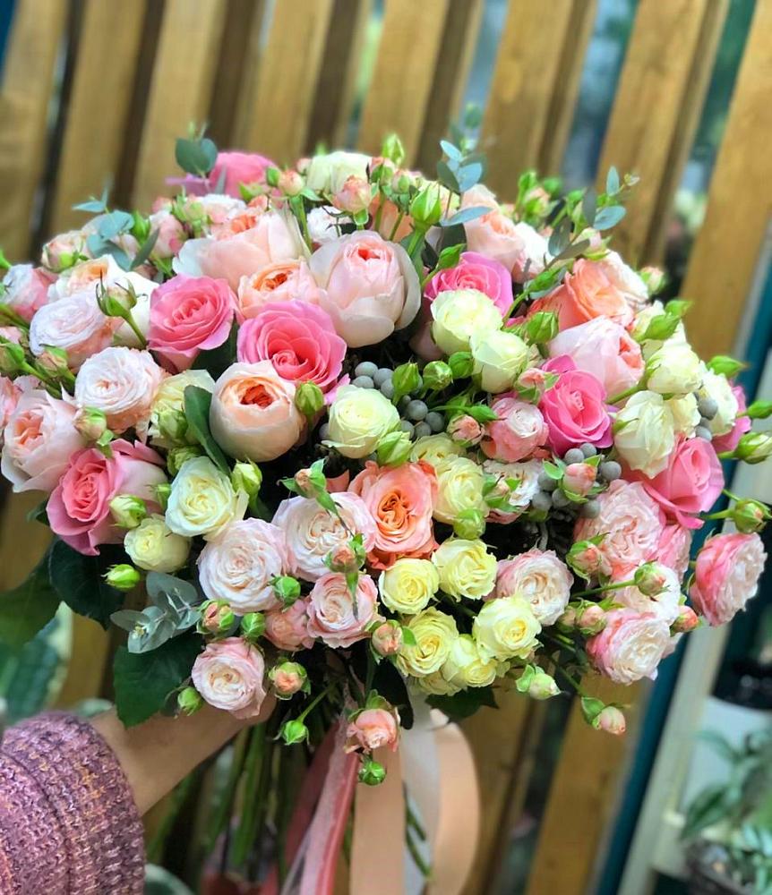 Букет цветов из: Розы в Ладушкине