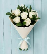 Букет цветов из:  Розы в Ладушкине
