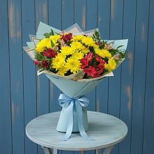 Букет цветов из:  Альстромерии и Хризантемы в Ладушкине