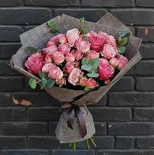 Букет цветов из:  Розы в Ладушкине